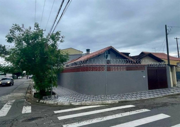 Casa com 2 Quartos à Venda,  em Maracanã - Praia Grande