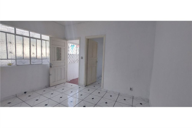 Imagem Casa com 2 Quartos à Venda,  em Vila Carmosina - São Paulo