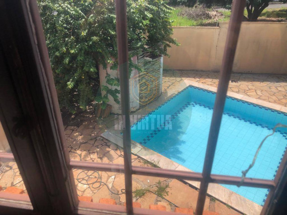 Imagem Casa com 3 Quartos à Venda, 410 m² em Santa Rosa - Cuiabá