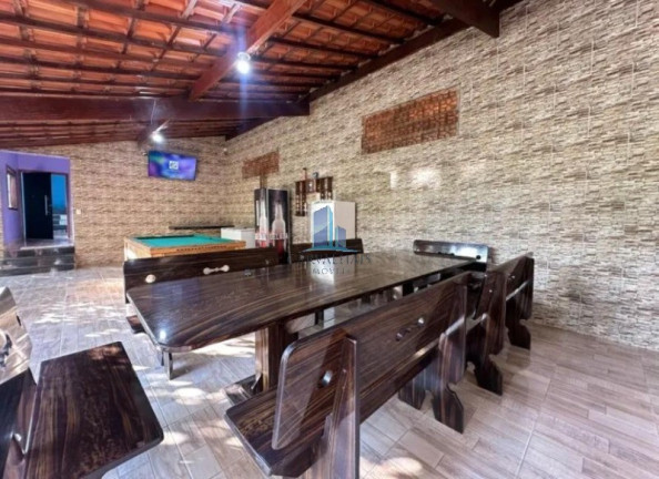 Imagem Imóvel com 7 Quartos à Venda, 2.500 m² em Vila Ipê Amarelo - Contagem Imagem Imóvel com 7 Quartos à Venda, 2.500 m² em Vila Ipê Amarelo - Contagem