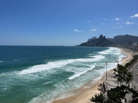 Imagem Imóvel com 3 Quartos para Alugar, 350 m² em Ipanema - Rio De Janeiro Imagem Imóvel com 3 Quartos para Alugar, 350 m² em Ipanema - Rio De Janeiro