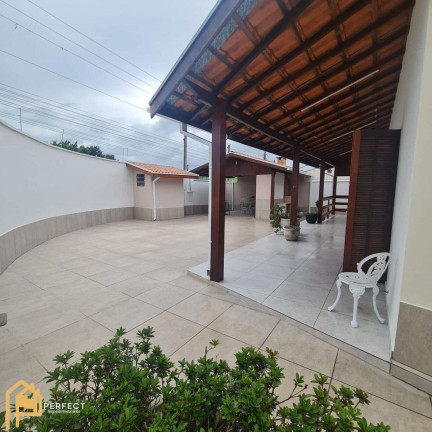 Imagem Casa com 4 Quartos à Venda, 207 m² em Belem - Taubaté