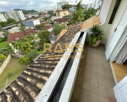 Imagem Casa com 3 Quartos à Venda, 255 m² em Saguaçu - Joinville Imagem Casa com 3 Quartos à Venda, 255 m² em Saguaçu - Joinville
