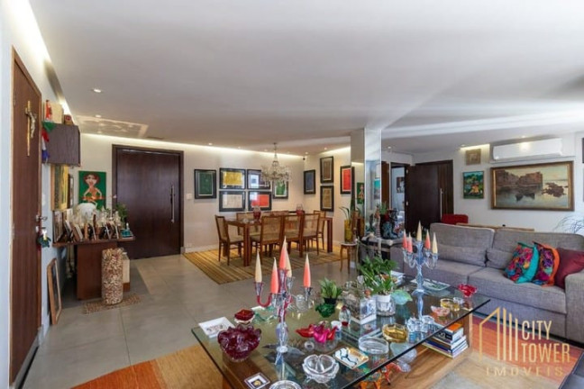 Apartamento com 3 Quartos à Venda, 142 m² em Cerqueira César - São Paulo