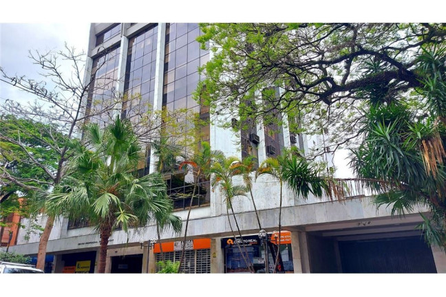 Sala Comercial à Venda,  em Moinhos De Vento - Porto Alegre