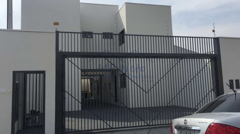 Imóvel Comercial à Venda, 250 m² em Parque Clayton Malaman - Pirassununga