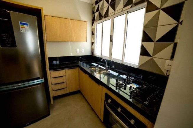Imagem Sobrado com 3 Quartos à Venda, 107 m² em Jardim Califórnia - Taubaté Imagem Sobrado com 3 Quartos à Venda, 107 m² em Jardim Califórnia - Taubaté