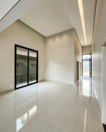 Imagem Casa com 3 Quartos à Venda, 230 m² em Quinta Do Lago - São José Do Rio Preto Imagem Casa com 3 Quartos à Venda, 230 m² em Quinta Do Lago - São José Do Rio Preto