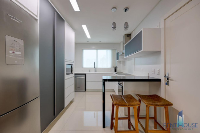 Imagem Apartamento com 4 Quartos à Venda, 180 m² em Centro - Balneário Camboriú Imagem Apartamento com 4 Quartos à Venda, 180 m² em Centro - Balneário Camboriú