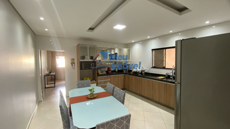Imagem Casa com 3 Quartos à Venda, 400 m² em Taguatinga Norte (taguatinga) - Brasília Imagem Casa com 3 Quartos à Venda, 400 m² em Taguatinga Norte (taguatinga) - Brasília