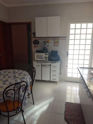 Imagem Casa com 3 Quartos à Venda, 174 m² em Village Santana - Guaratinguetá Imagem Casa com 3 Quartos à Venda, 174 m² em Village Santana - Guaratinguetá
