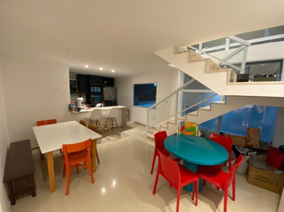 Imagem Casa com 4 Quartos à Venda, 135 m² em Pitangueiras - Lauro De Freitas Imagem Casa com 4 Quartos à Venda, 135 m² em Pitangueiras - Lauro De Freitas