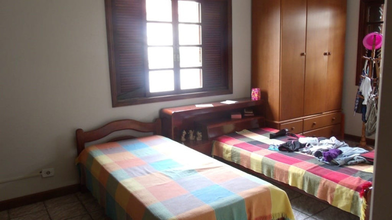 Imagem Casa com 4 Quartos à Venda, 378 m² em Alto Do Cardoso - Pindamonhangaba