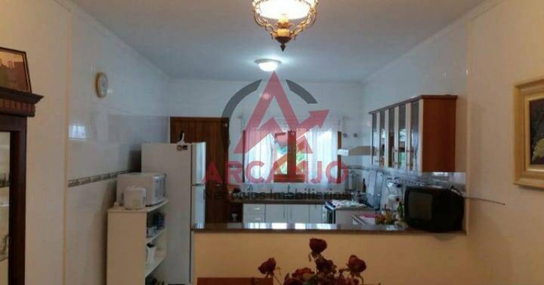 Imagem Casa com 3 Quartos à Venda, 1.100 m² em Jardim Estância Brasil - Atibaia Imagem Casa com 3 Quartos à Venda, 1.100 m² em Jardim Estância Brasil - Atibaia
