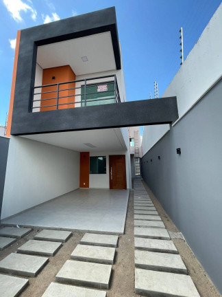 Casa com 3 Quartos à Venda, 125 m² em Mangabeira - Feira De Santana