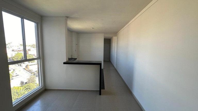Imagem Imóvel com 2 Quartos à Venda, 65 m² em Cabral - Contagem