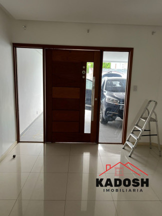Imagem Casa com 3 Quartos à Venda, 200 m² em Santa Mônica - Feira De Santana Imagem Casa com 3 Quartos à Venda, 200 m² em Santa Mônica - Feira De Santana