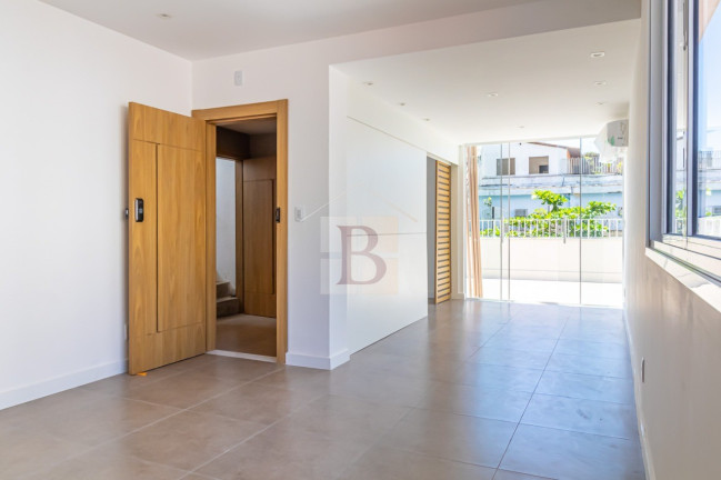 Imagem Cobertura com 3 Quartos à Venda, 237 m² em Copacabana - Rio De Janeiro