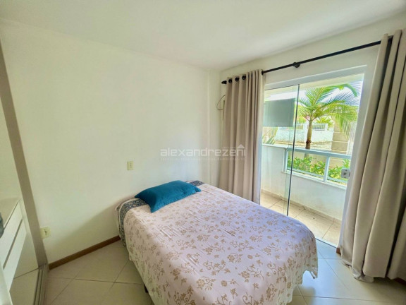 Imagem Apartamento com 3 Quartos à Venda, 90 m² em Bombas - Bombinhas