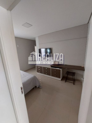 Imagem Casa de Condomínio com 3 Quartos à Venda, 200 m² em Vila Arquelau - Uberaba