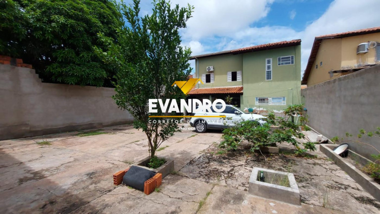 Imagem Casa com 4 Quartos à Venda, 319 m² em Morada Do Ouro - Cuiabá