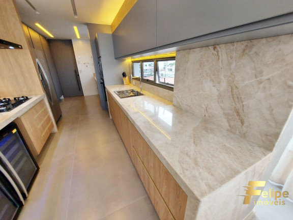 Imagem Imóvel com 4 Quartos à Venda, 155 m² em Centro - Linhares