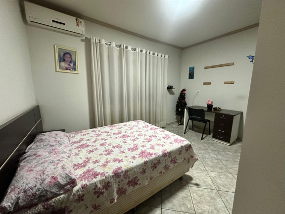 Imagem Casa com 3 Quartos à Venda, 180 m² em Jardim Leonora - Itumbiara Imagem Casa com 3 Quartos à Venda, 180 m² em Jardim Leonora - Itumbiara