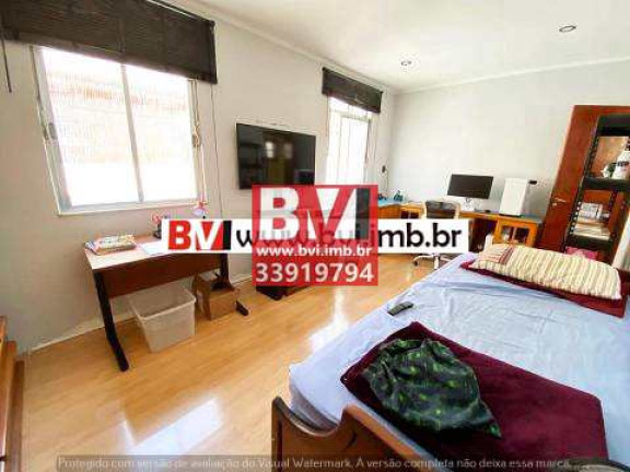Imagem Casa com 3 Quartos à Venda, 192 m² em Vila Da Penha - Rio De Janeiro Imagem Casa com 3 Quartos à Venda, 192 m² em Vila Da Penha - Rio De Janeiro