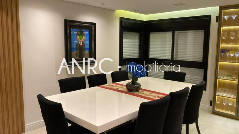 Imagem Cobertura com 3 Quartos à Venda, 215 m² em Vila Olímpia - São Paulo