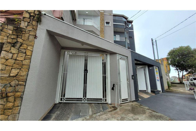 Apartamento com 2 Quartos à Venda, 65 m² em Parque Jaçatuba - Santo André