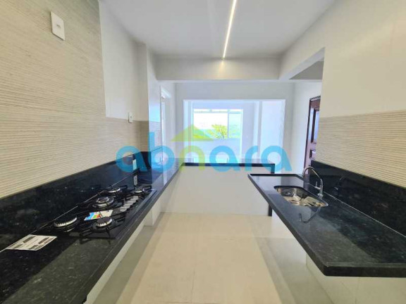 Imagem Apartamento com 2 Quartos à Venda, 85 m² em Copacabana - Rio De Janeiro Imagem Apartamento com 2 Quartos à Venda, 85 m² em Copacabana - Rio De Janeiro