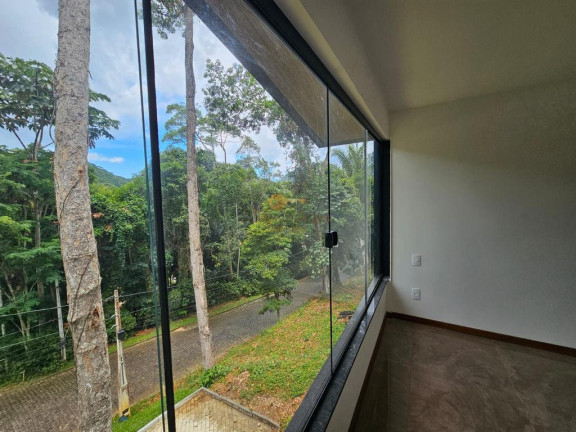 Imagem Casa com 3 Quartos à Venda, 134 m² em Vargem Grande - Teresópolis