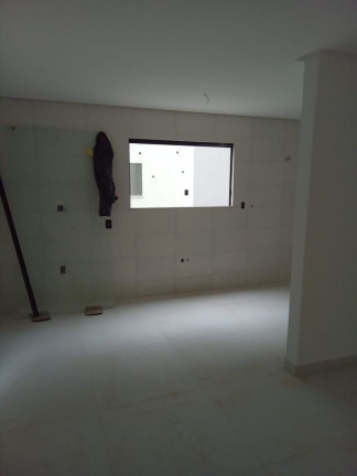 Imagem Casa com 3 Quartos à Venda, 121 m² em Praia De Ipitanga - Lauro De Freitas Imagem Casa com 3 Quartos à Venda, 121 m² em Praia De Ipitanga - Lauro De Freitas