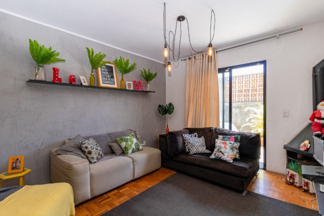 Casa com 3 Quartos à Venda,  em Vila Pompéia - São Paulo