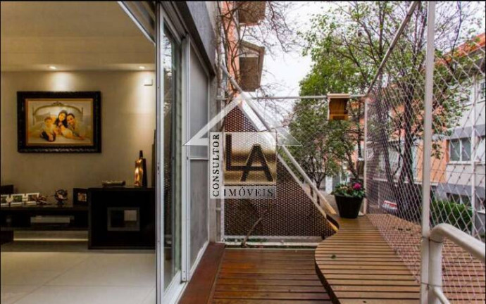 Imagem Casa com 3 Quartos à Venda, 320 m² em Campo Belo - São Paulo