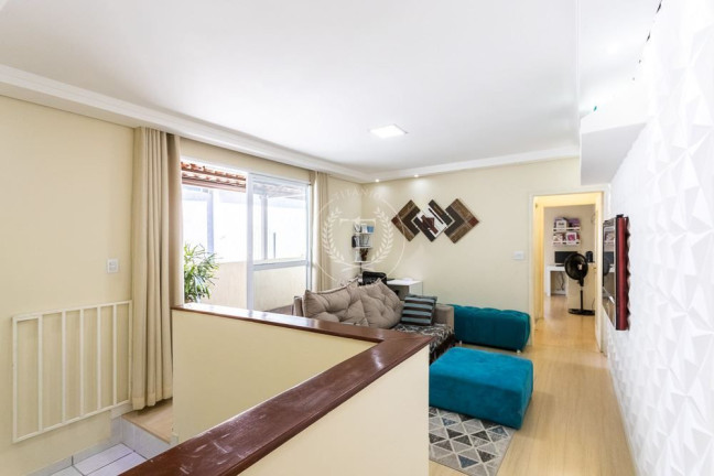 Imagem Casa com 3 Quartos à Venda, 237 m² em Jardim D'abril - Osasco