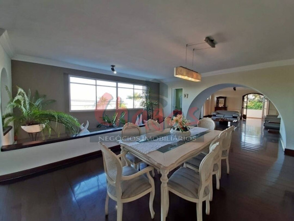 Apartamento com 4 Quartos à Venda, 256 m² em Centro - Caraguatatuba