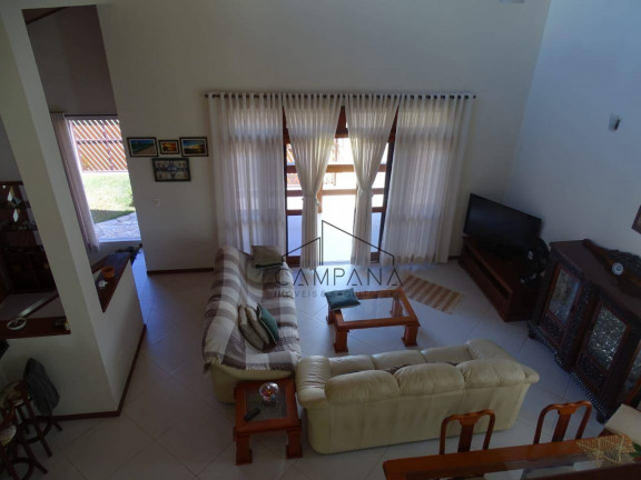 Imagem Casa com 3 Quartos à Venda, 275 m² em Indaiá - Caraguatatuba Imagem Casa com 3 Quartos à Venda, 275 m² em Indaiá - Caraguatatuba