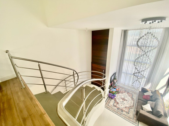 Imagem Casa com 3 Quartos à Venda, 341 m² em Pedra Branca - Palhoça Imagem Casa com 3 Quartos à Venda, 341 m² em Pedra Branca - Palhoça