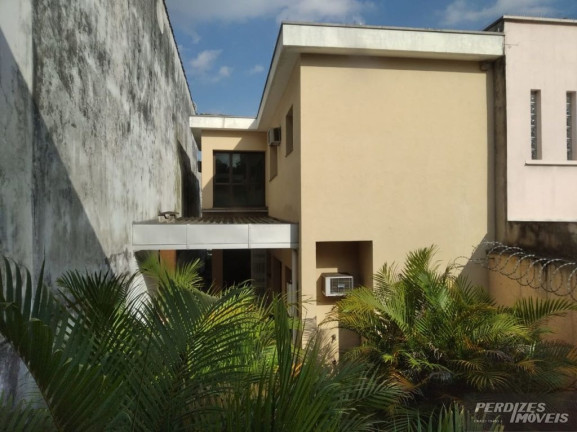 Imagem Casa com 4 Quartos à Venda ou Locação, 280 m² em Perdizes - São Paulo Imagem Casa com 4 Quartos à Venda ou Locação, 280 m² em Perdizes - São Paulo