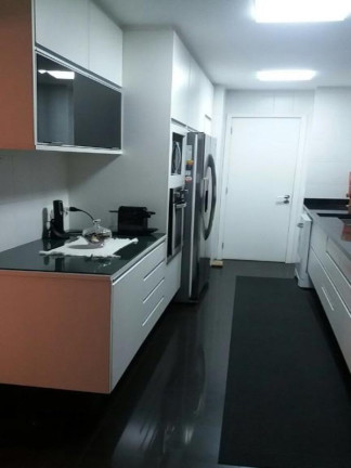 Imagem Apartamento com 4 Quartos à Venda, 194 m² em Vila Suzana - São Paulo Imagem Apartamento com 4 Quartos à Venda, 194 m² em Vila Suzana - São Paulo