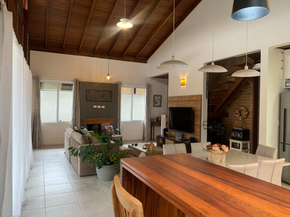 Imagem Casa com 4 Quartos à Venda, 315 m² em Horto Florestal - Ubatuba