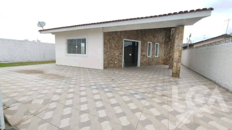Casa com 3 Quartos à Venda, 180 m² em Pontal De Santa Marina - Caraguatatuba