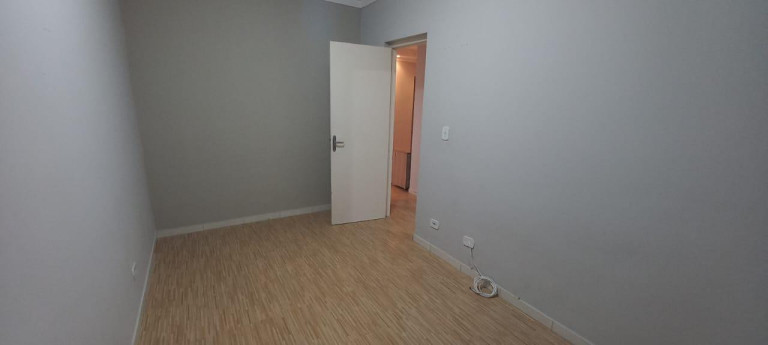 Imagem Imóvel com 2 Quartos à Venda, 55 m² Imagem Imóvel com 2 Quartos à Venda, 55 m²