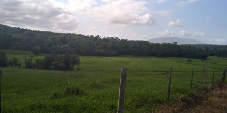 Imagem Fazenda à Venda, 120 m² em Centro - Sete Barras Imagem Fazenda à Venda, 120 m² em Centro - Sete Barras