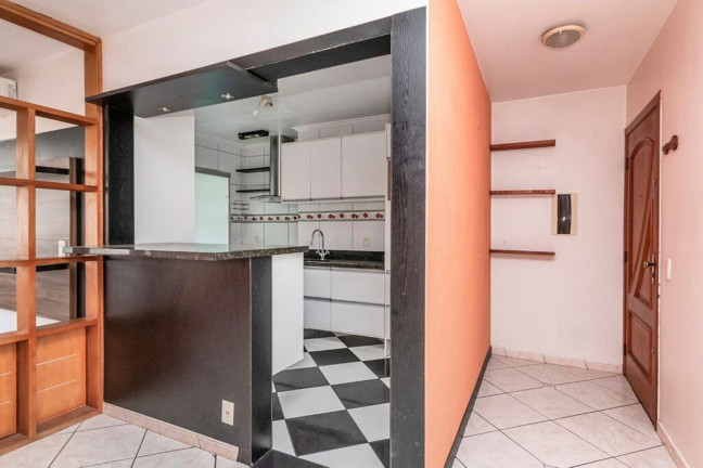 Imagem Imóvel com 2 Quartos à Venda, 65 m² em Teresópolis - Porto Alegre Imagem Imóvel com 2 Quartos à Venda, 65 m² em Teresópolis - Porto Alegre