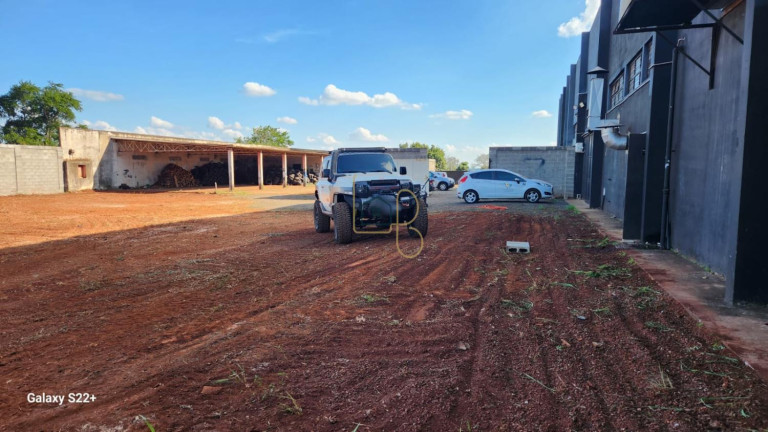 Imagem Galpão à Venda, 2.700 m² em Jardim Tarobá - Cambé