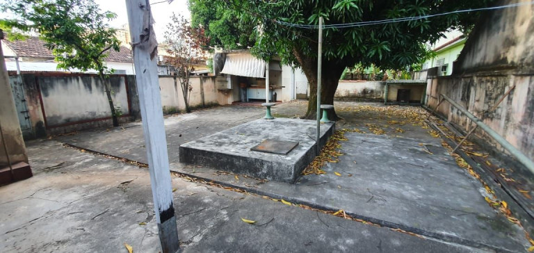 Imagem Casa com 3 Quartos à Venda, 1.000 m² em Fonseca - Niterói