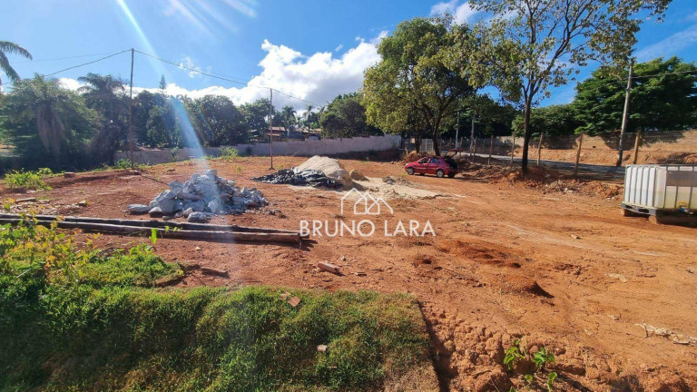 Terreno à Venda, 2.160 m² em Resplendor - Igarapé