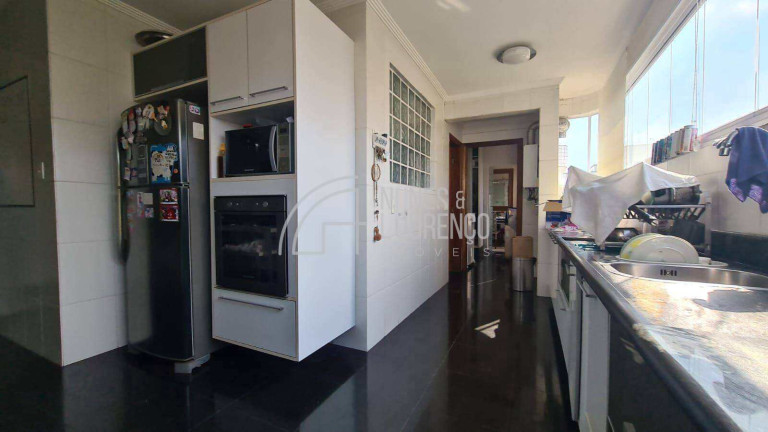 Imagem Apartamento com 3 Quartos à Venda, 240 m² em Campo Grande - Santos